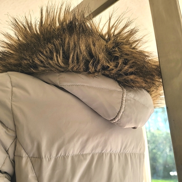 Hollister Women's Down Belted Hoodie Puffer Coat Size M - Picture 9 of 15